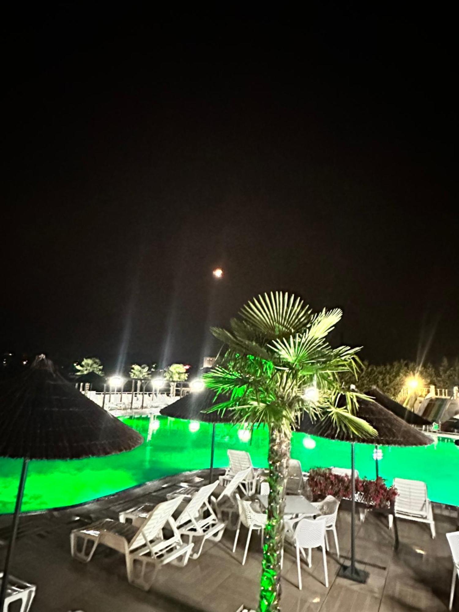 Hotel Aqua Kŭrdzhali المظهر الخارجي الصورة