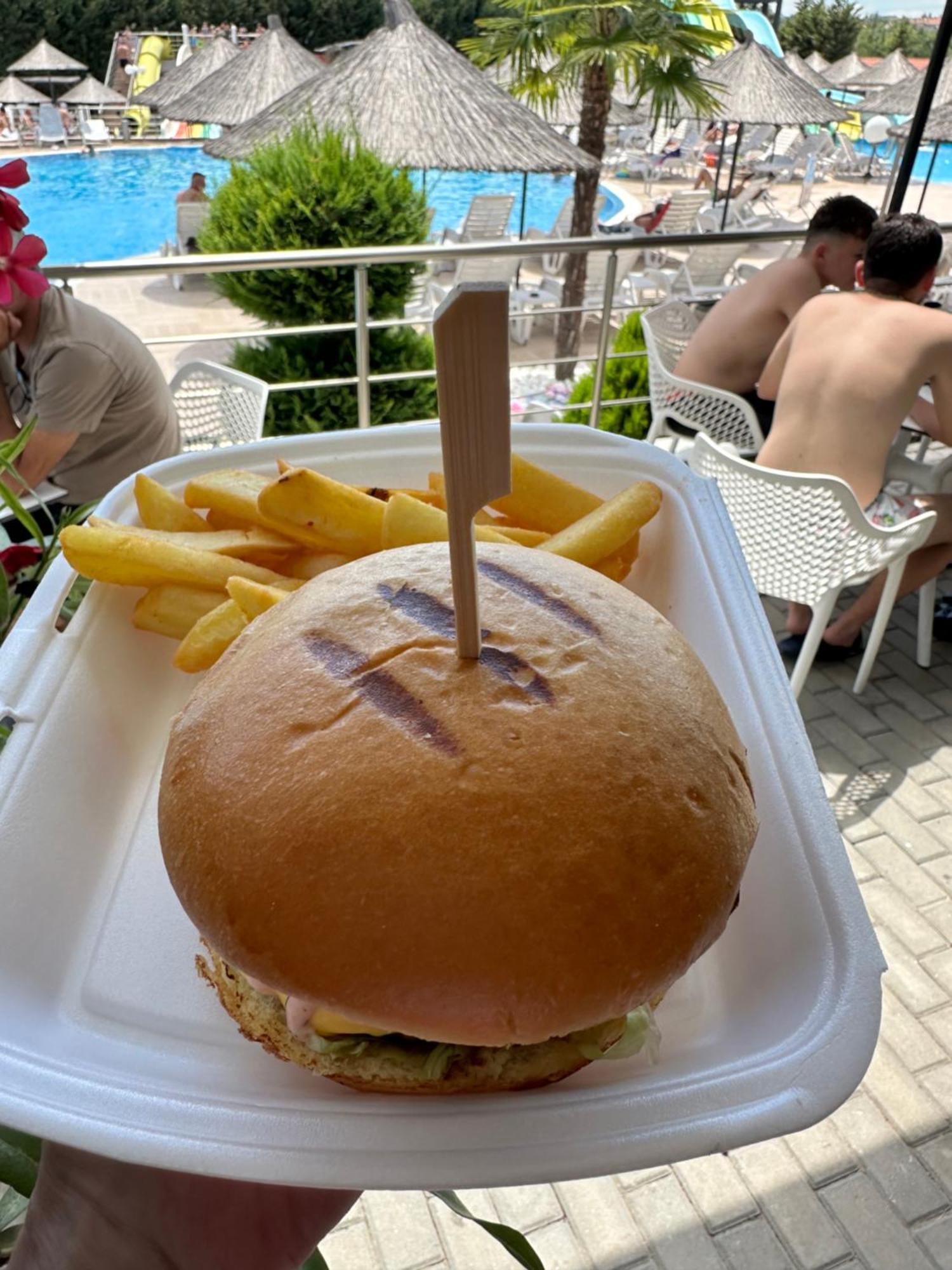 Hotel Aqua Kŭrdzhali المظهر الخارجي الصورة