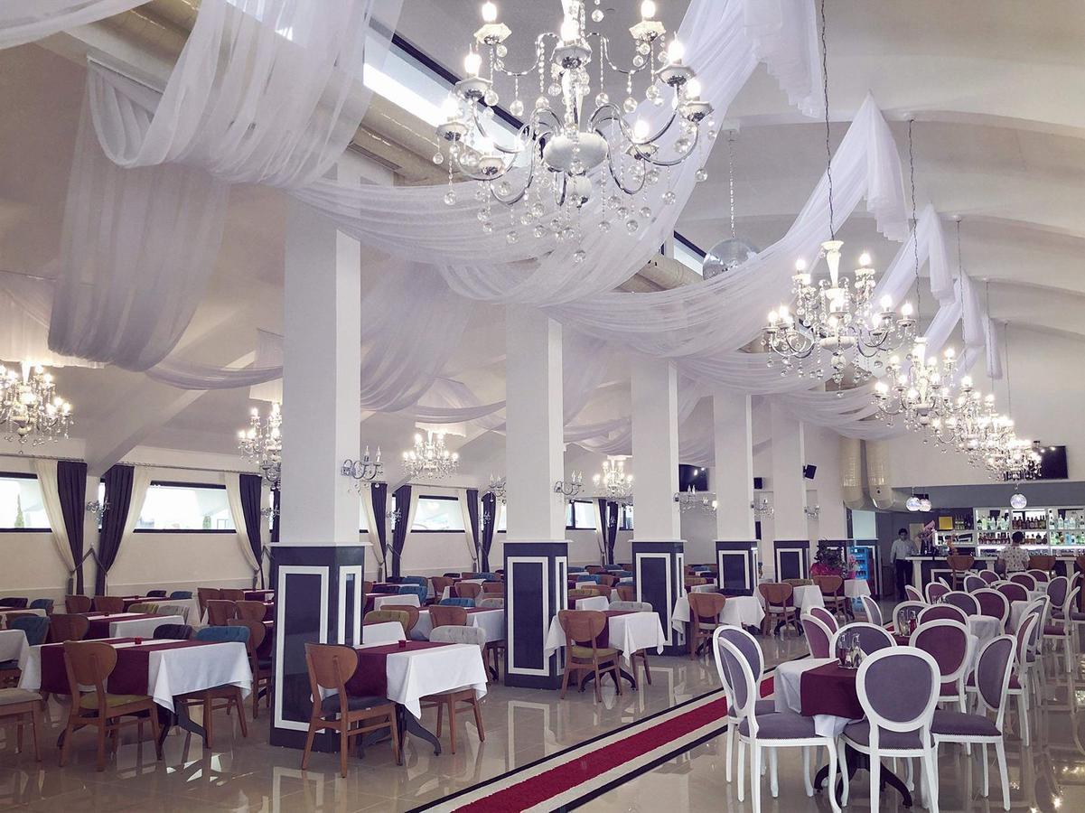 Hotel Aqua Kŭrdzhali المظهر الخارجي الصورة