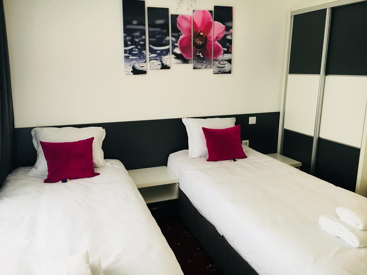 Hotel Aqua Kŭrdzhali المظهر الخارجي الصورة