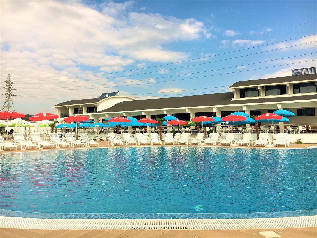 Hotel Aqua Kŭrdzhali المظهر الخارجي الصورة