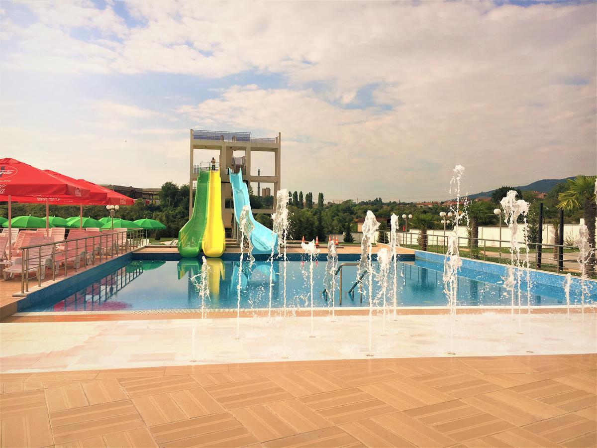 Hotel Aqua Kŭrdzhali المظهر الخارجي الصورة