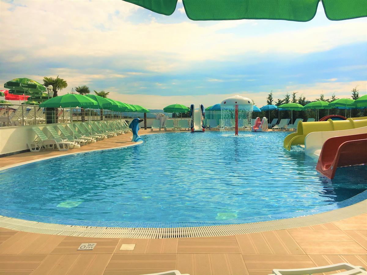 Hotel Aqua Kŭrdzhali المظهر الخارجي الصورة